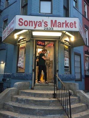 Sonya's Market