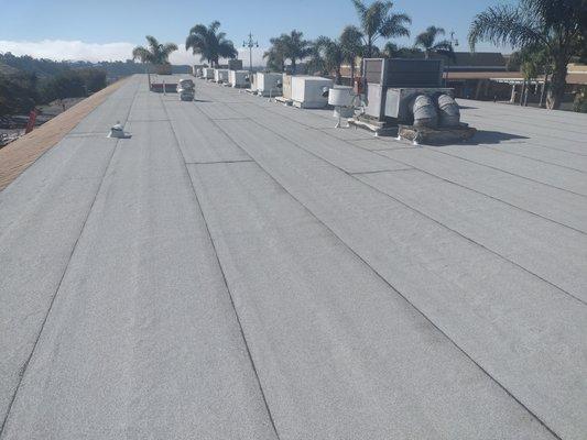 Beautiful 2 layer flat roof at Oceanside. Best materials, quality work, best prices.