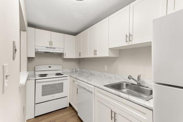 Kitchen at Flats at Merill Pond