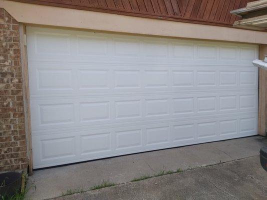 SELL AND INSTALLATION OF ALL GARAGE DOORS