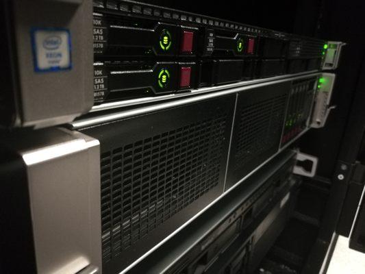 Data Center Servers