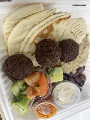 Falafel platter