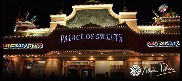 Palace of Sweets Adventure Maze