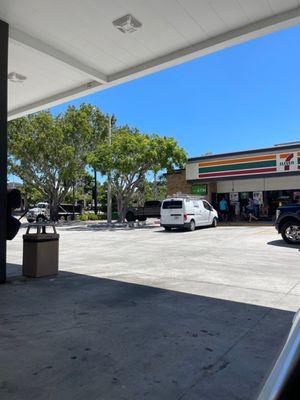 7-Eleven