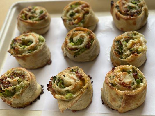 Broccoli bacon cheddar pinwheels