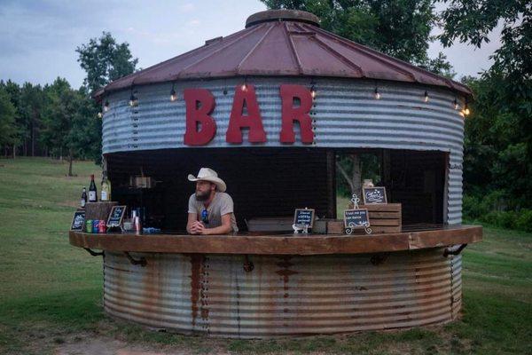 Silo bar