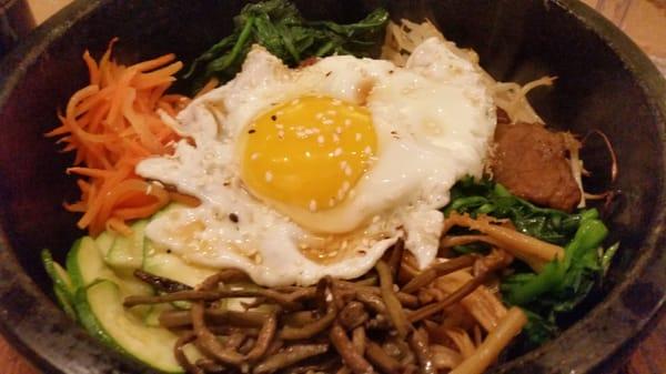 Bibimbap up close