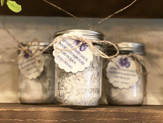 Southern Leaf's Lavender Bath Salts with 500mg 99.9% Pure CBD Isolate Extract - 16oz - $39.95