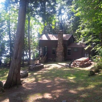 this is one of the cabins, next to the one I stayed in. They have a screened-in porch.