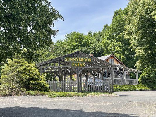 Sunnybrook Farms Garden Center