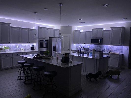 Under cabinet lighting