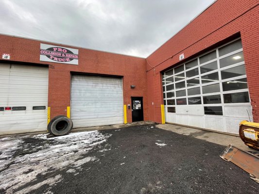 Main entrance to the shop