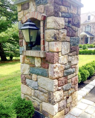 Entrance Pillars by American Stone LS