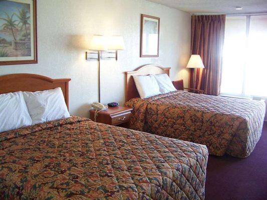 MH TravelersInn Suites Oklahoma Two DoubleBeds