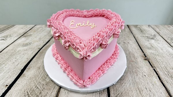 Heart cake Barbie