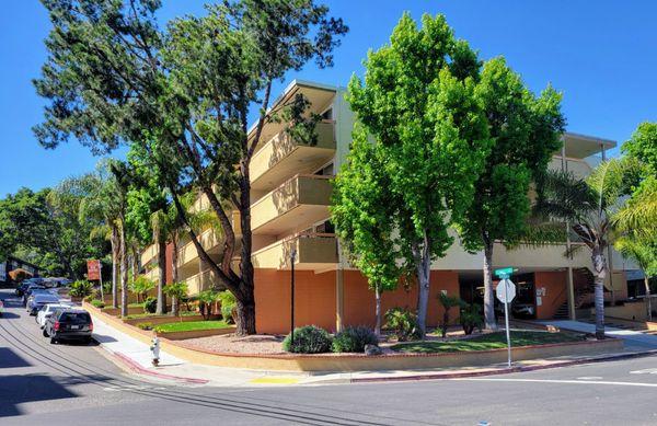 Belmont Square Apartments