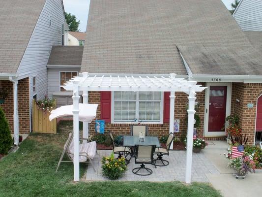 S.S. pergola, vinyl, outdoor living. Chesapeake, VA