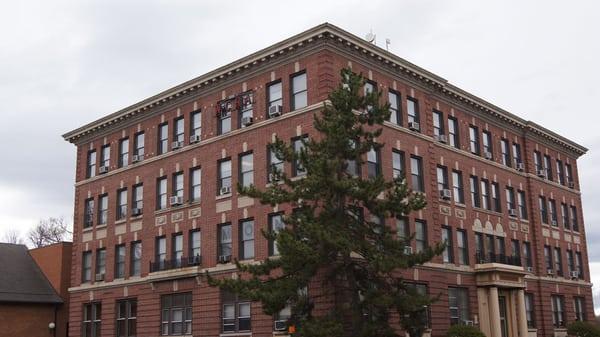 The Professional Arts Building in Chambersburg, PA is the home of 25Penn Marketing