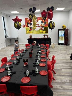 Party Time!
 
 Sensory-safe gym/ Indoor play gym / Kids birthday parties