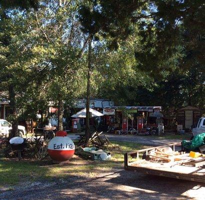 Lloyd's Country Store