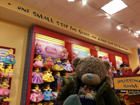 Build A Bear Store #001 in St. Louis! Finally found you! Yay!