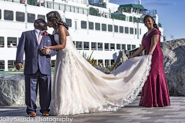 Wedding Photography at a Washington State Ferry Terminal by Jolly Sienda Photography