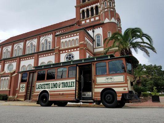 Lafayette Limo & Trolley