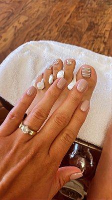 Gel manicure & pedicure