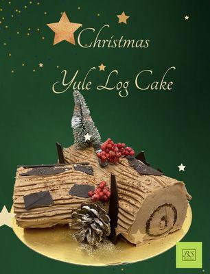 Bûche de Noël ( Yule log cake )