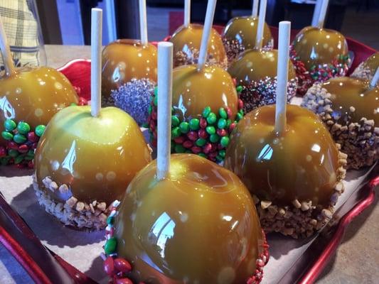 Gourmet Caramel Apples!