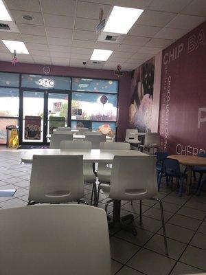 This is the cleanest & friendliest Baskin Robbins I have been in!