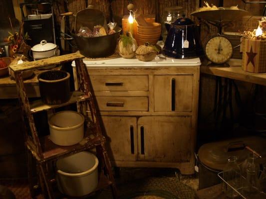 Simply Primitive Antiques & Country Decor