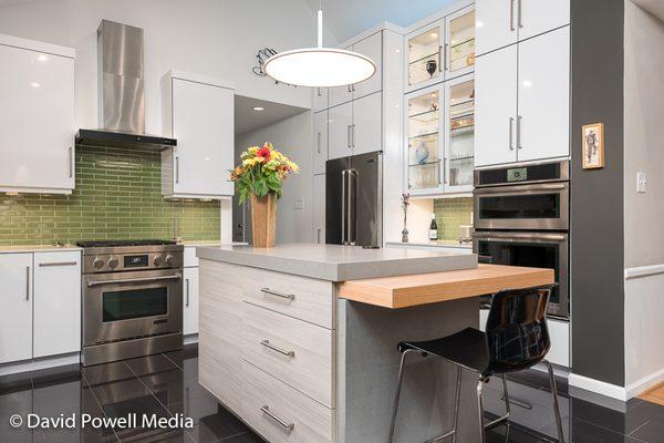 Photos of this kitchen remodel was done for Anderson & Rodgers Construction.