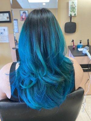 Turquoise Balayage, Layered Haircut