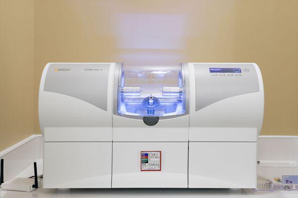 CEREC® CAD/CAM is the epitome of Modern Dentistry. It means that in just 2 hours you can have a crown!