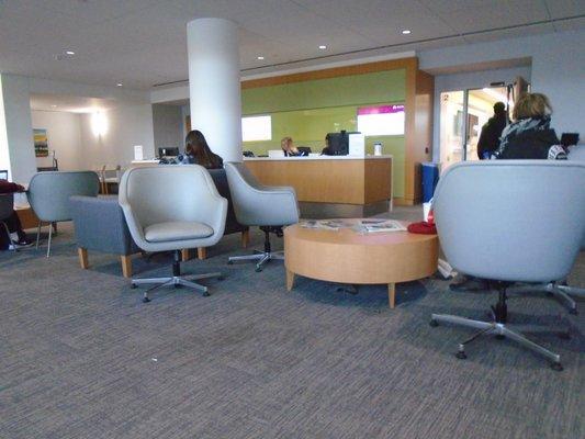 Lab waiting area...blood draws on the left, x-rays on the right.