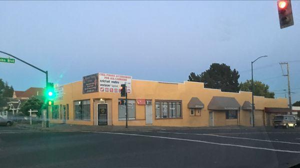 Congratulations to our Client on the purchase of this commercial building in Vallejo