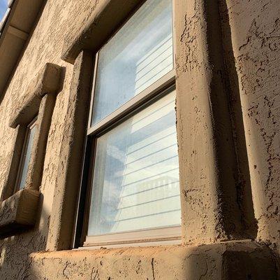 T-Pane Window And Floor Cleaning