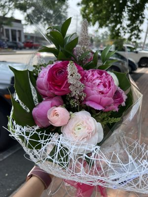 Custom peony arrangment