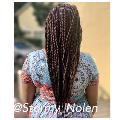 Knotless Box braids