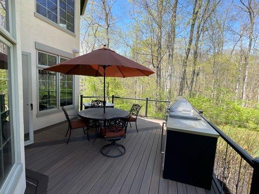 Outdoor Kitchen