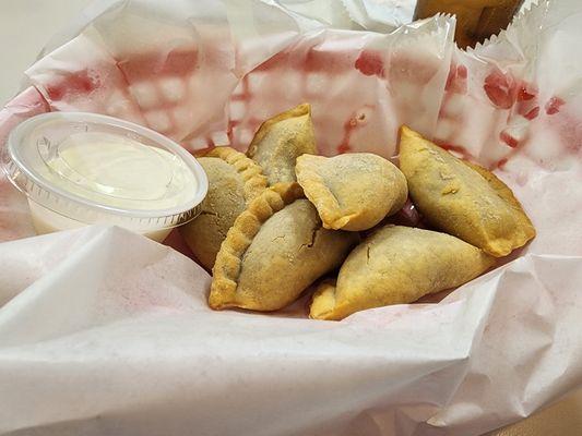 yummy mild spice meat pies