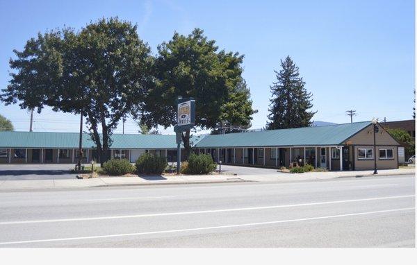 Newport Antler Motel