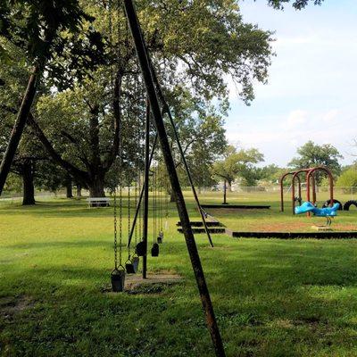 playground swings