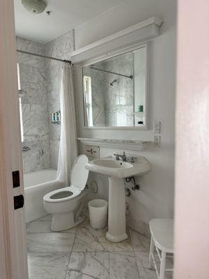 Lovely old-style (but modern furnishings) bathroom.