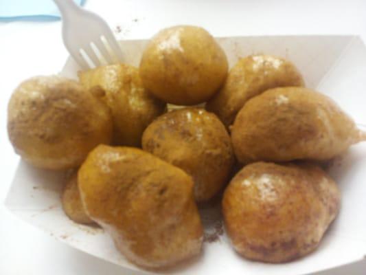 Great little Greek donuts, dipped in honey, and sprinkled with cinnamon. (Loukumades)