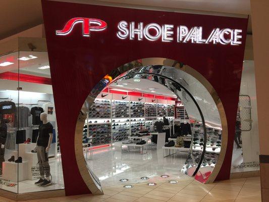 Shoe Palace