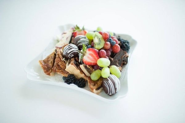 Fruit & Dessert Tray