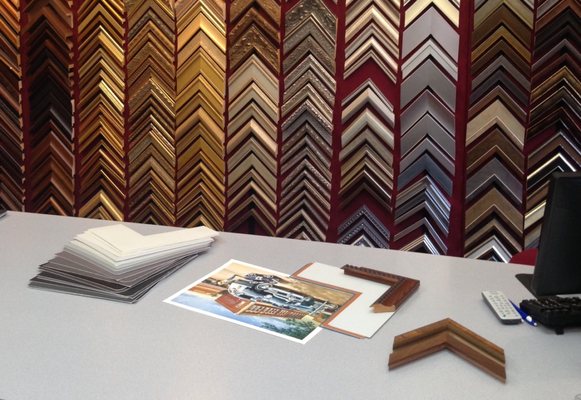 Lakeland Picture Framing