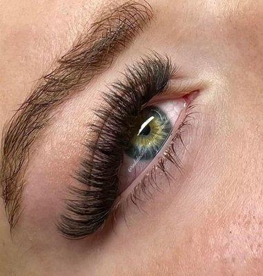 Volume lash extensions